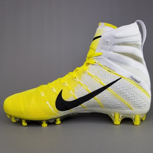 Nike Vapor Untouchable 3 Elite Football Cleats - Picture 3 of 8